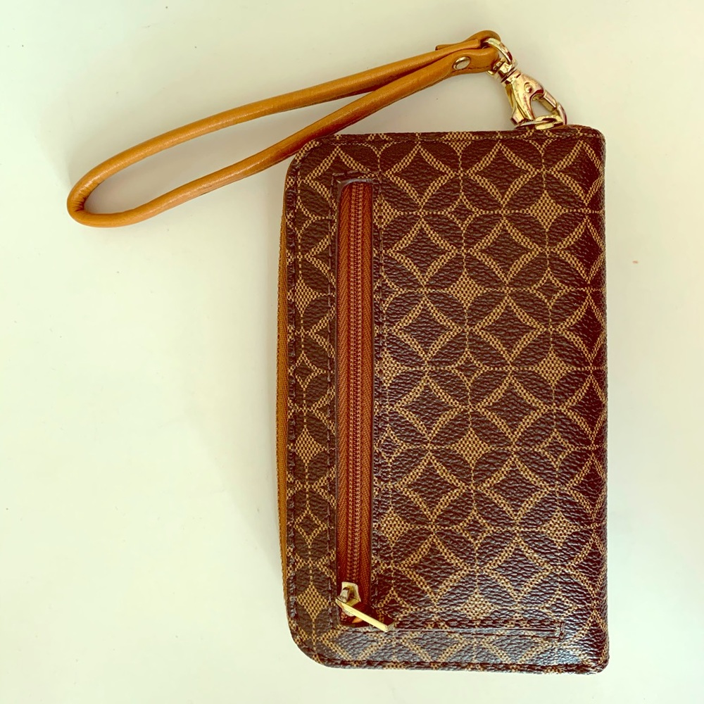 FOSSIL wallet